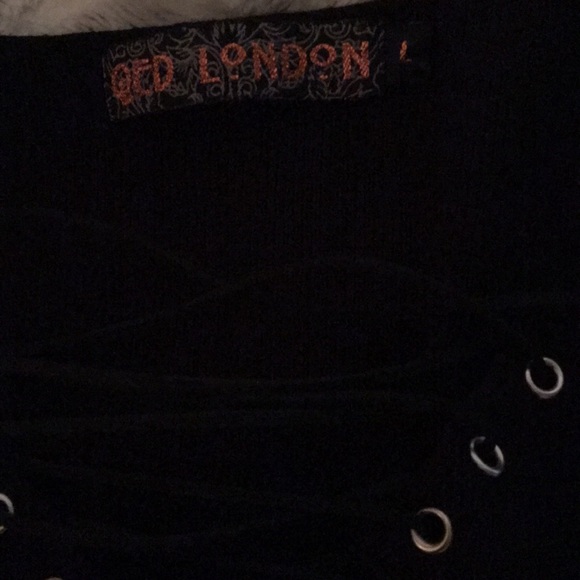 LF LED LONDON  LACE UP SWEATER  W SILVER EYE HOLES - Picture 4 of 5